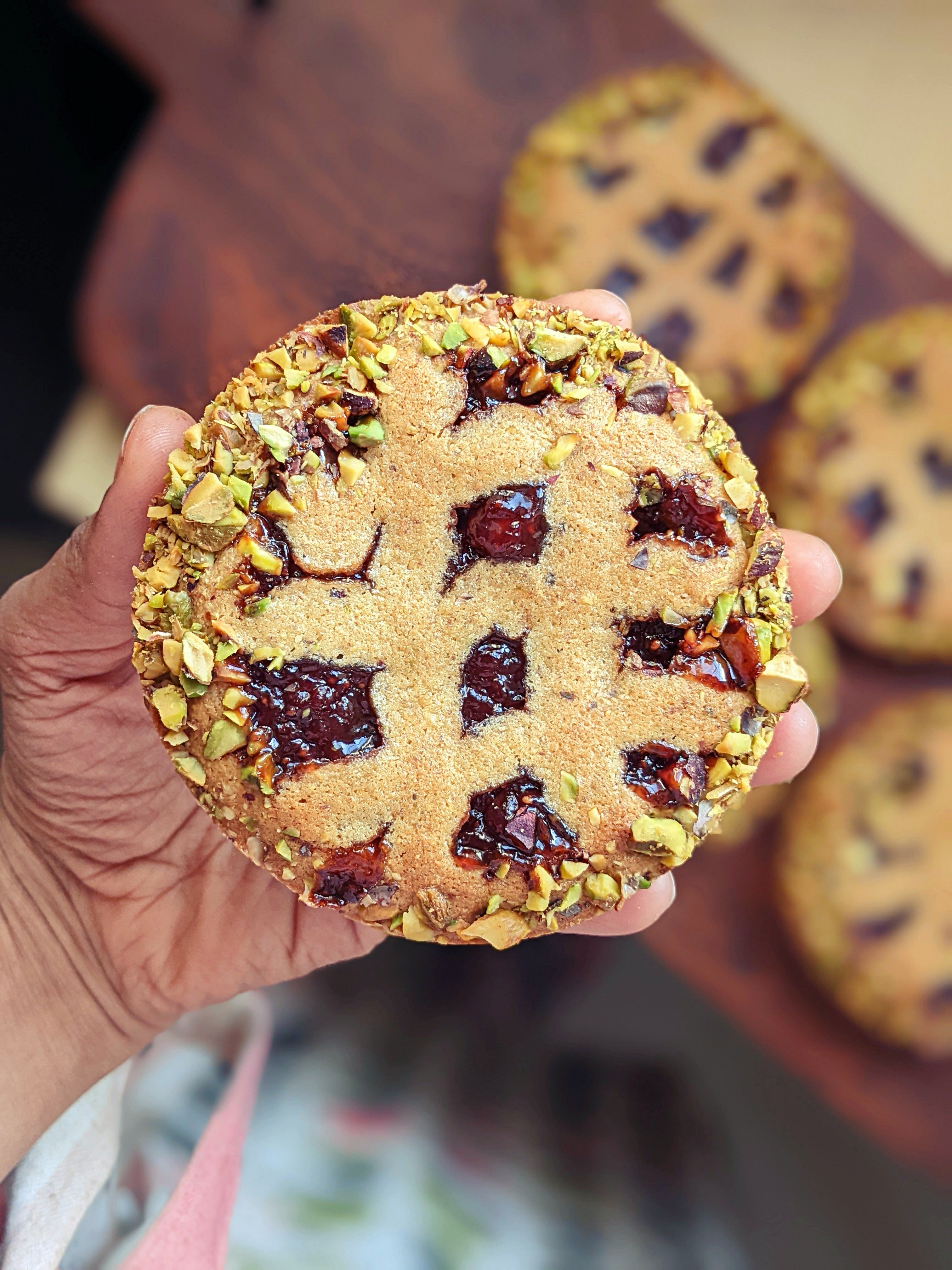Mini Linzer Pistachio & Strawberry Mini Linzer Tart