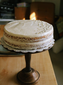 Almond Vanilla Cake with Cheesecake Frosting (eggless)